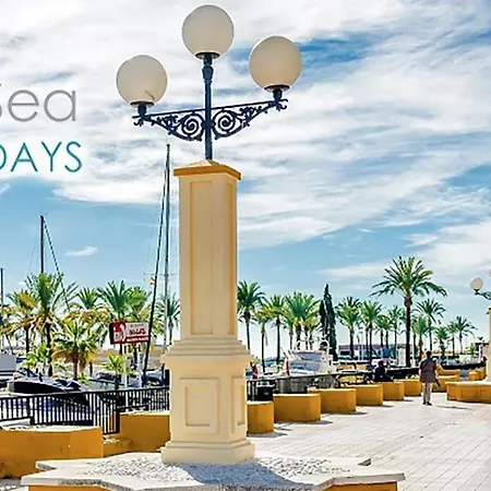 Sky Sea Holidays Apartament *